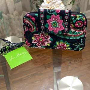 Vera Bradley smartphone wristlet.